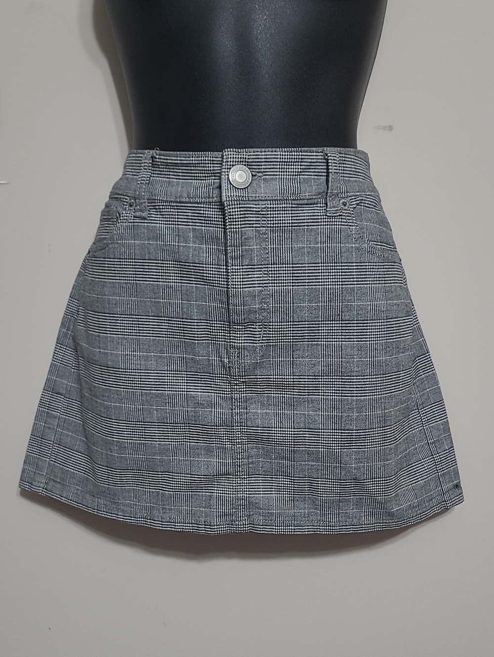 American Eagle Grey Plaid Super Stretch Hi-Rise Mini Skirt Sz 8